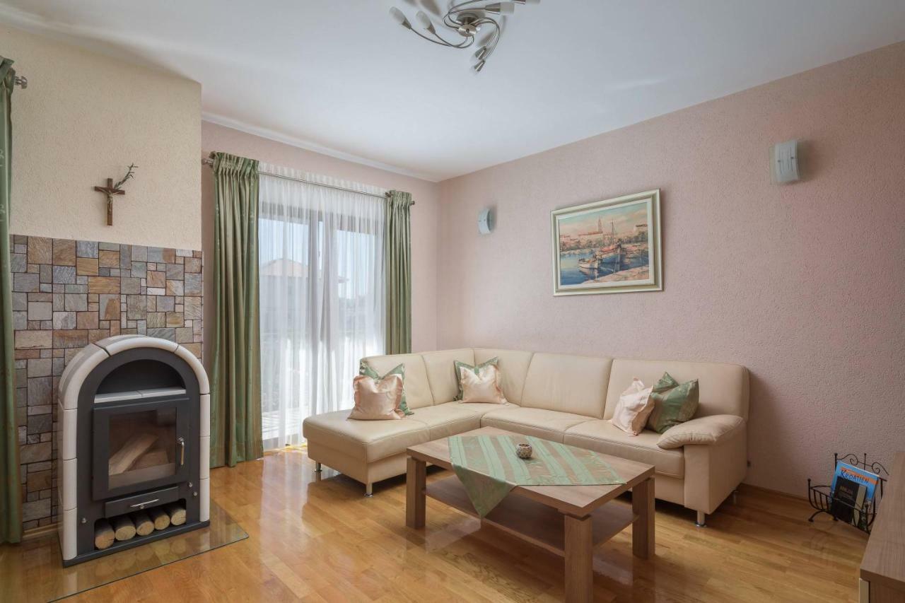 Apartment Novi Kaštela Buitenkant foto