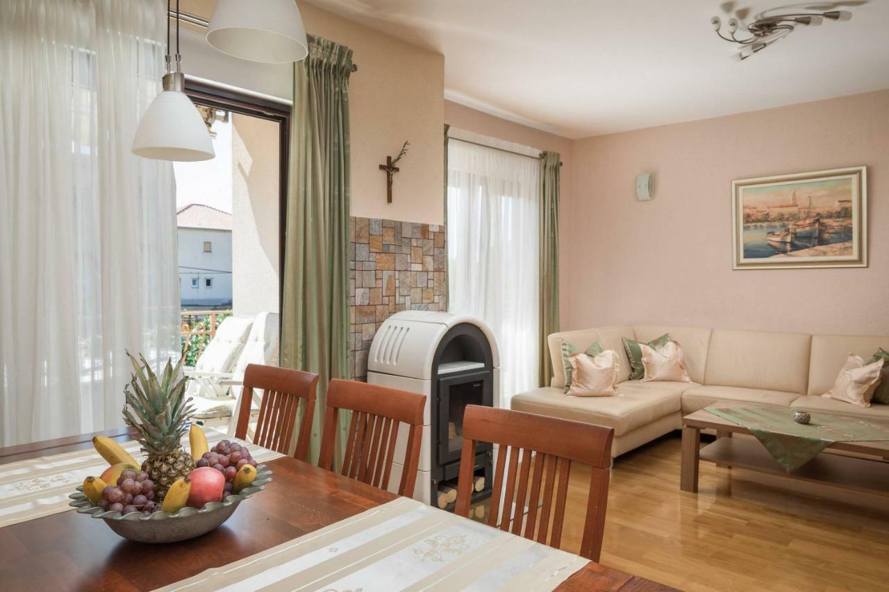 Apartment Novi Kaštela Buitenkant foto