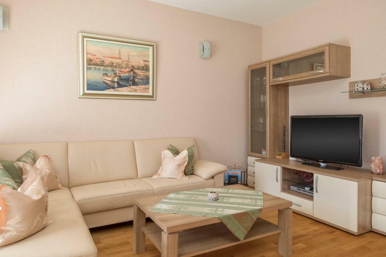 Apartment Novi Kaštela Buitenkant foto
